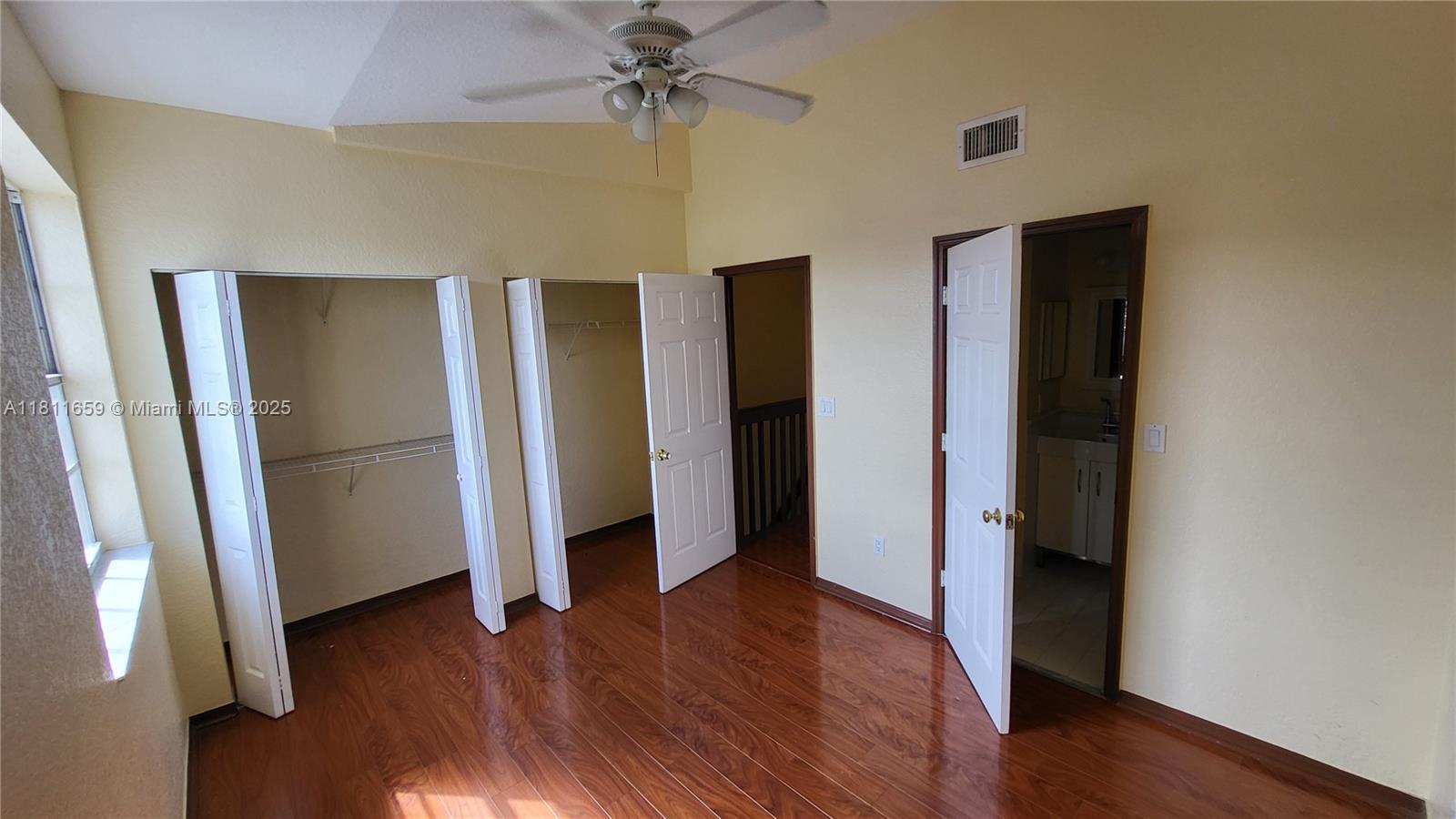 VILLAS DE TUSCANY CONDO - Residential Lease