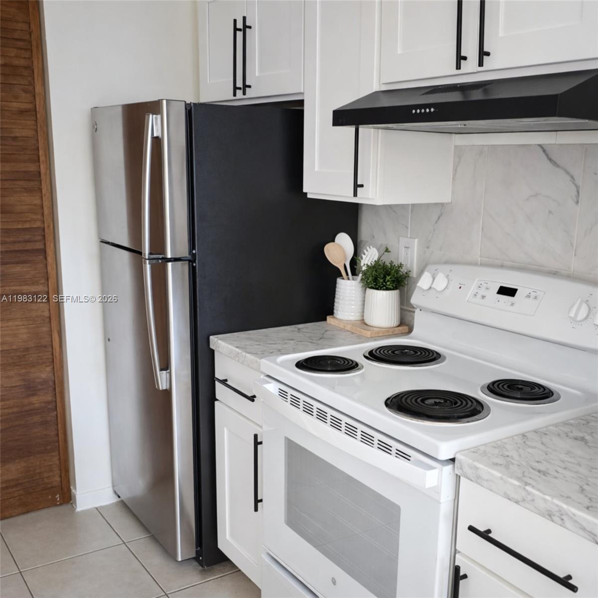 PALM VILLAGE CLUB CONDO - Residential