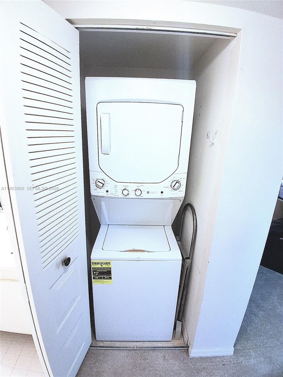 SUNRISE LAKES 210 CONDO - Residential