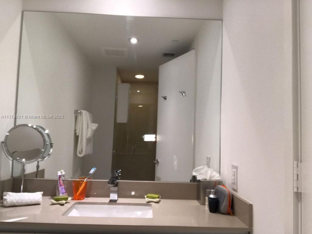 4111 SOUTH OCEAN DRIVE CO - Residential