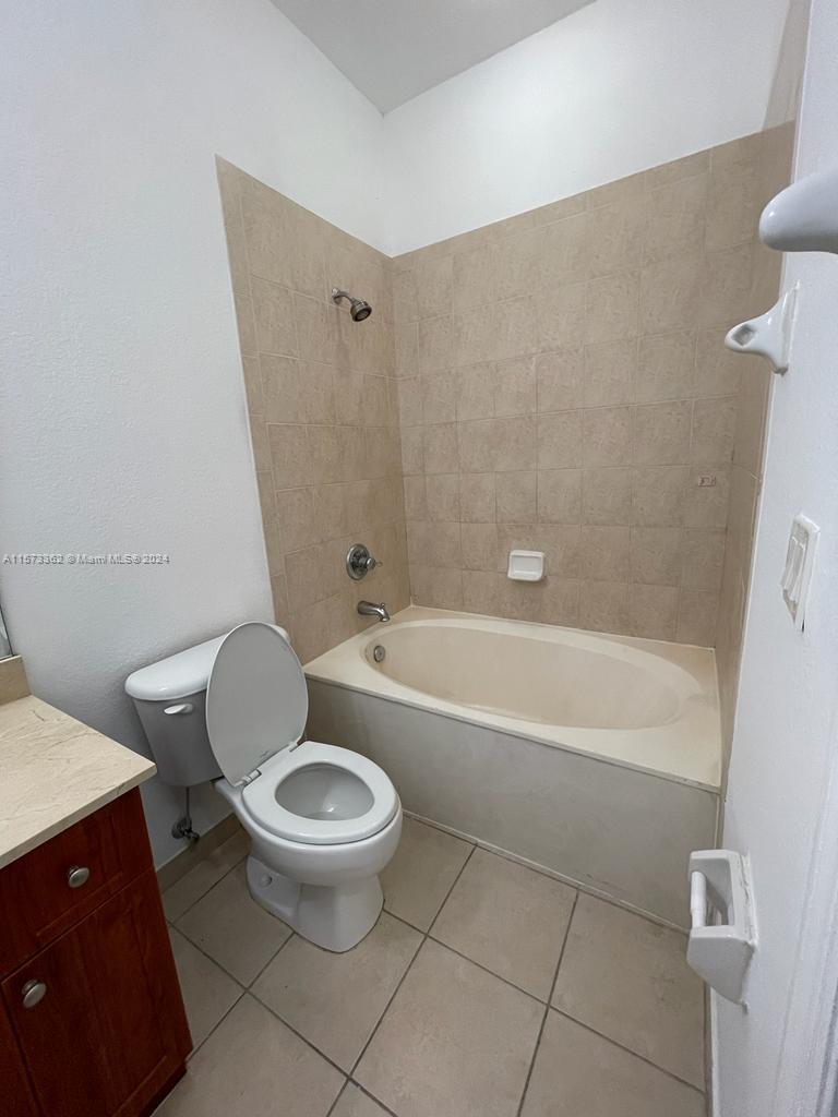 CORONADO AT DORAL I CONDO - Residential Lease