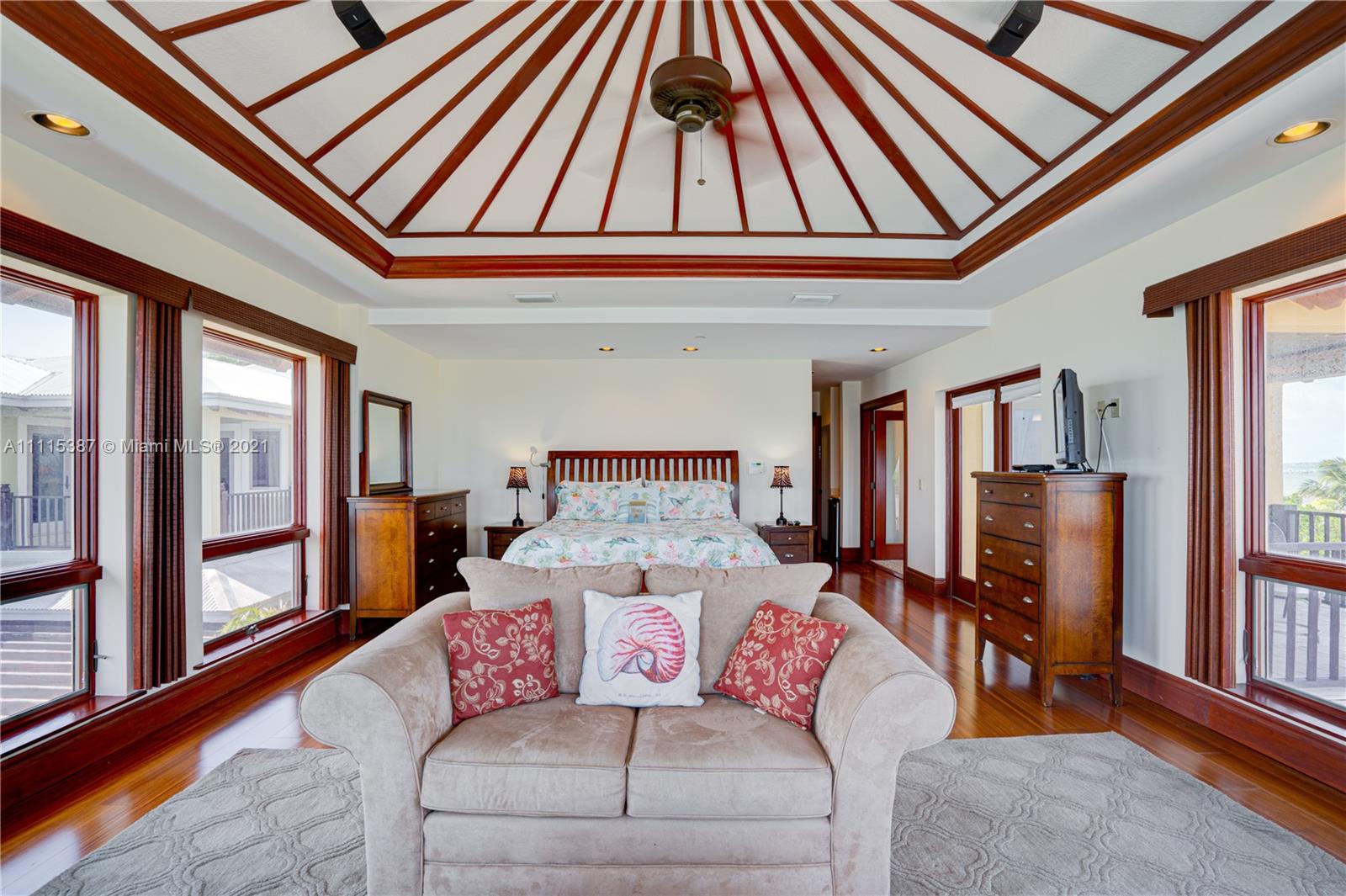 Conch Key (62.5) - Residential