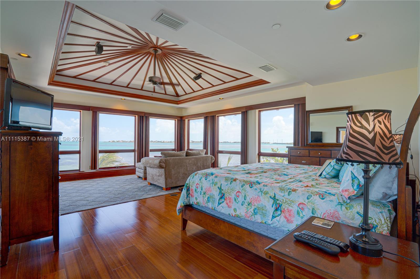 Conch Key (62.5) - Residential