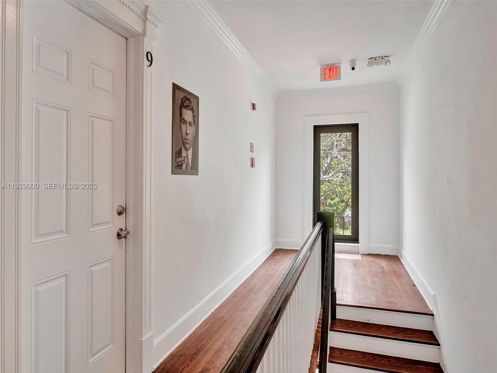 HOLLYWOOD - Residential Lease