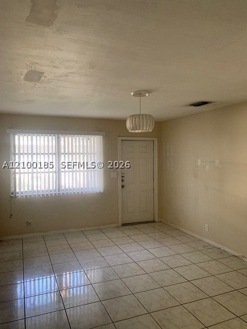 2641 Polk St