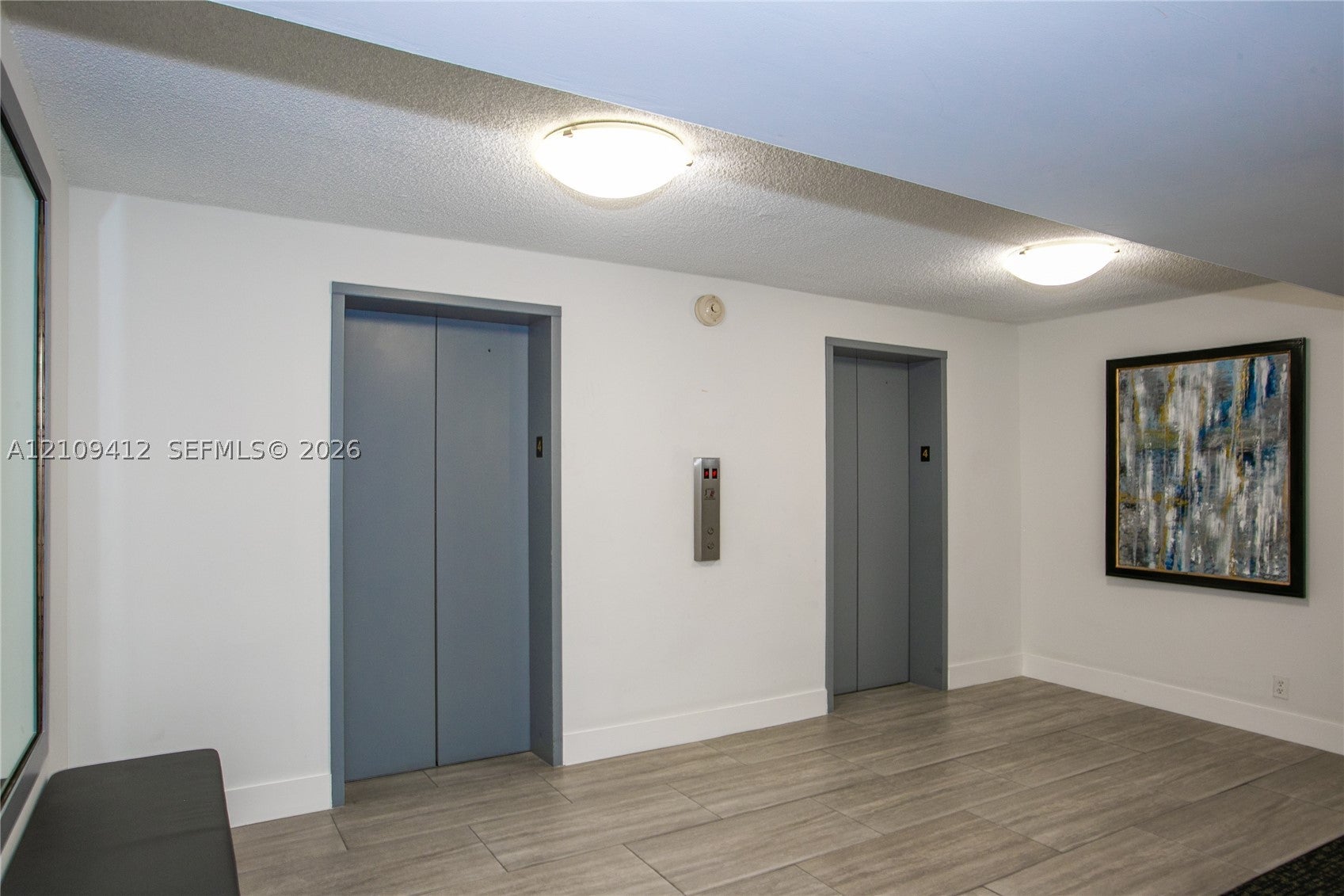 137 Golden Isles Dr 408