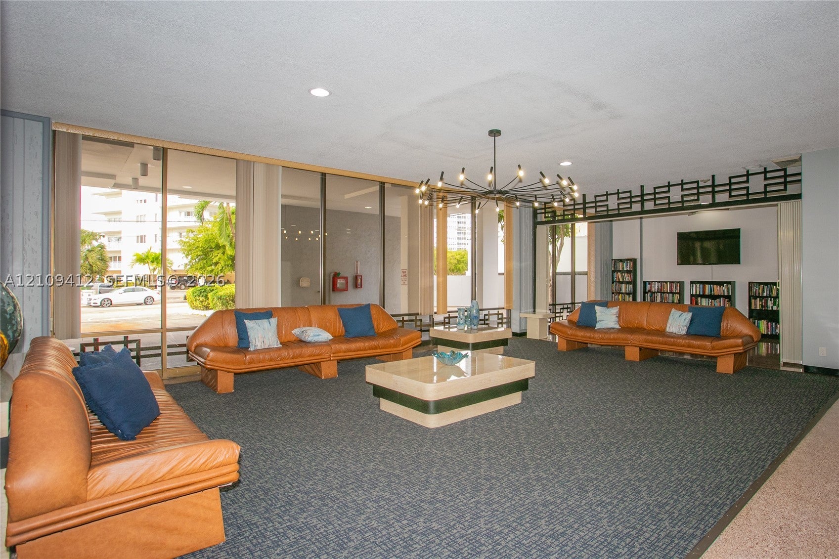 137 Golden Isles Dr 408