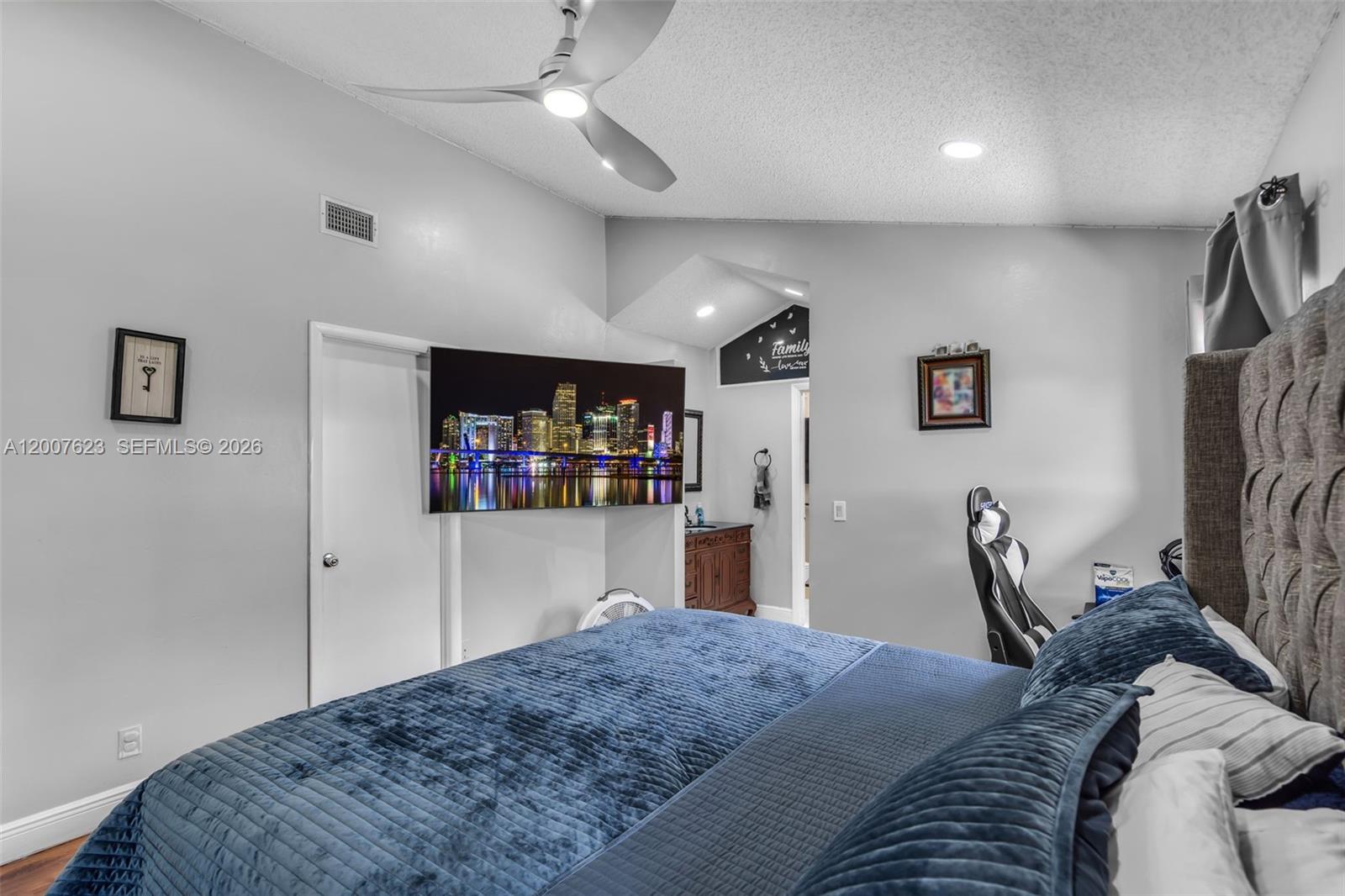 CYPRESS AT WOODMONT III - Residential