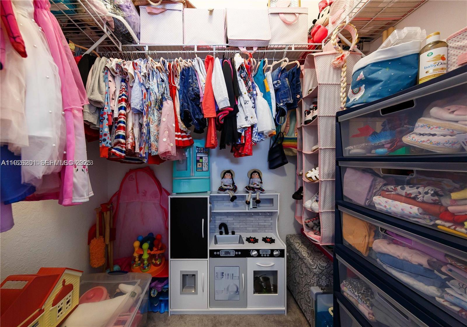 PINE ISLE - Residential Lease