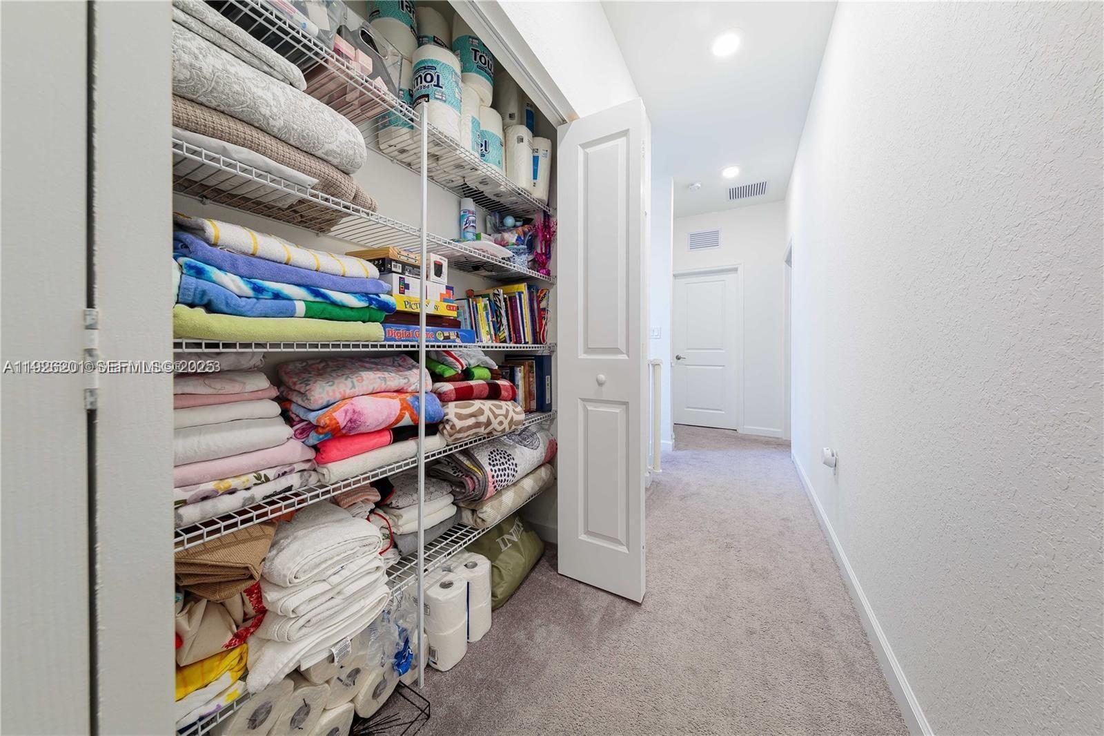 PINE ISLE - Residential Lease