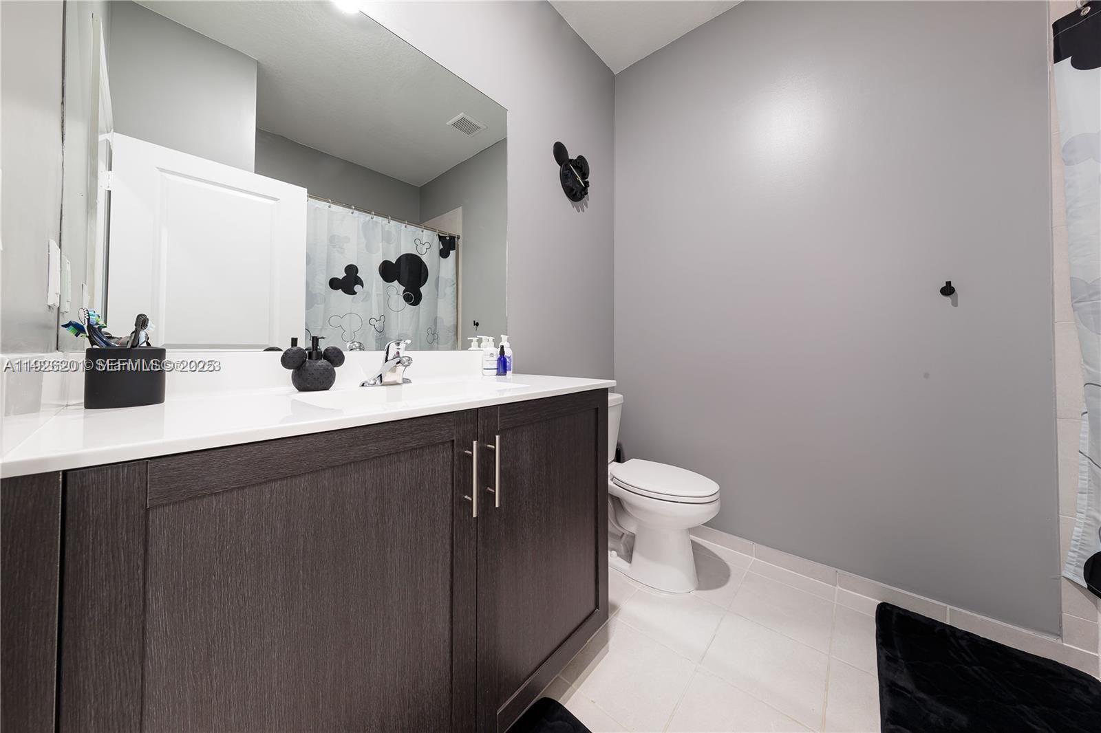 PINE ISLE - Residential Lease