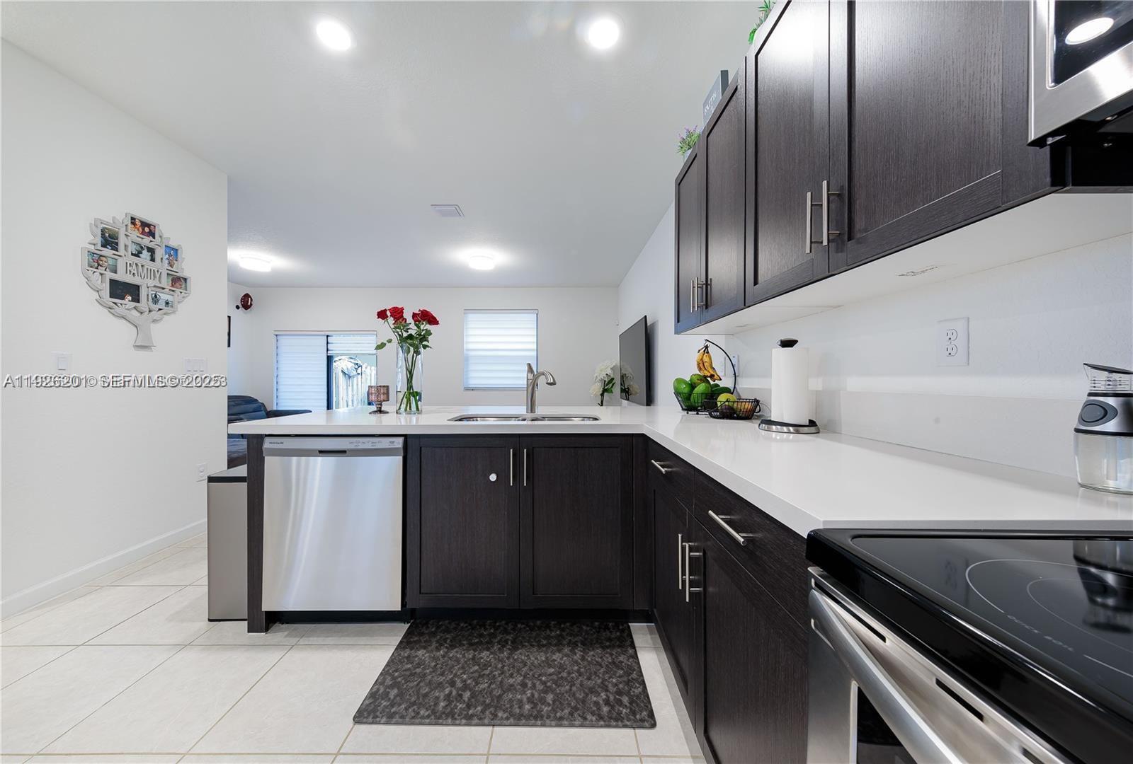 PINE ISLE - Residential Lease