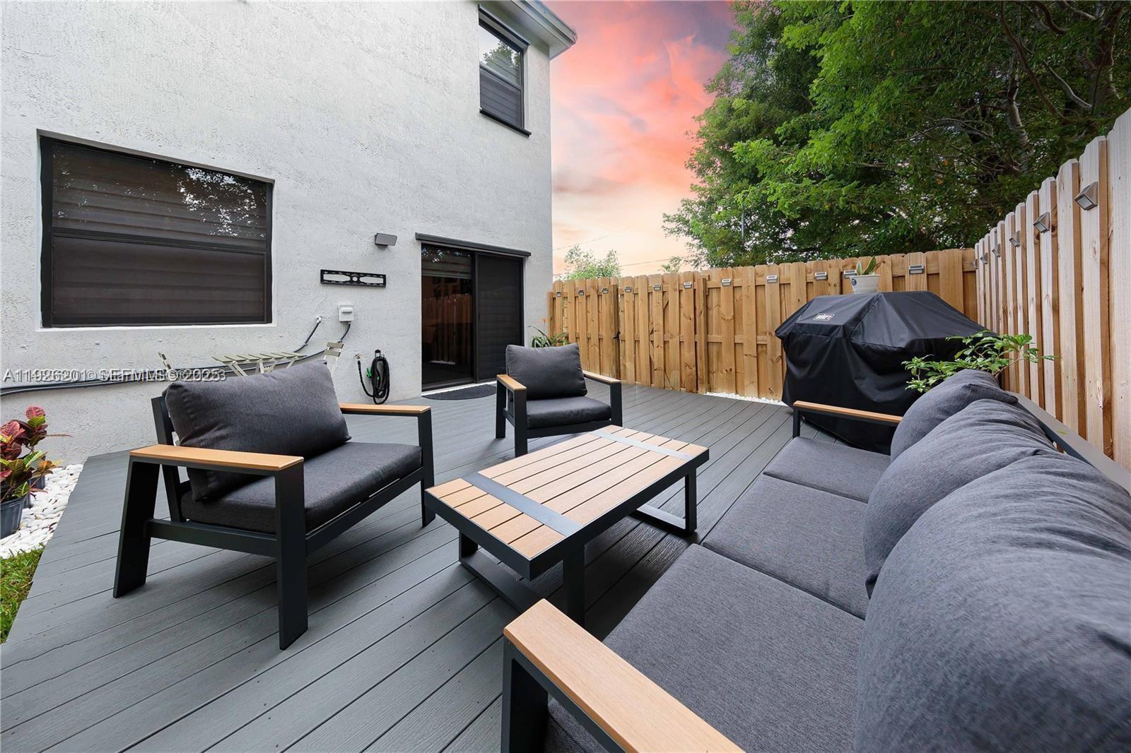 PINE ISLE - Residential Lease