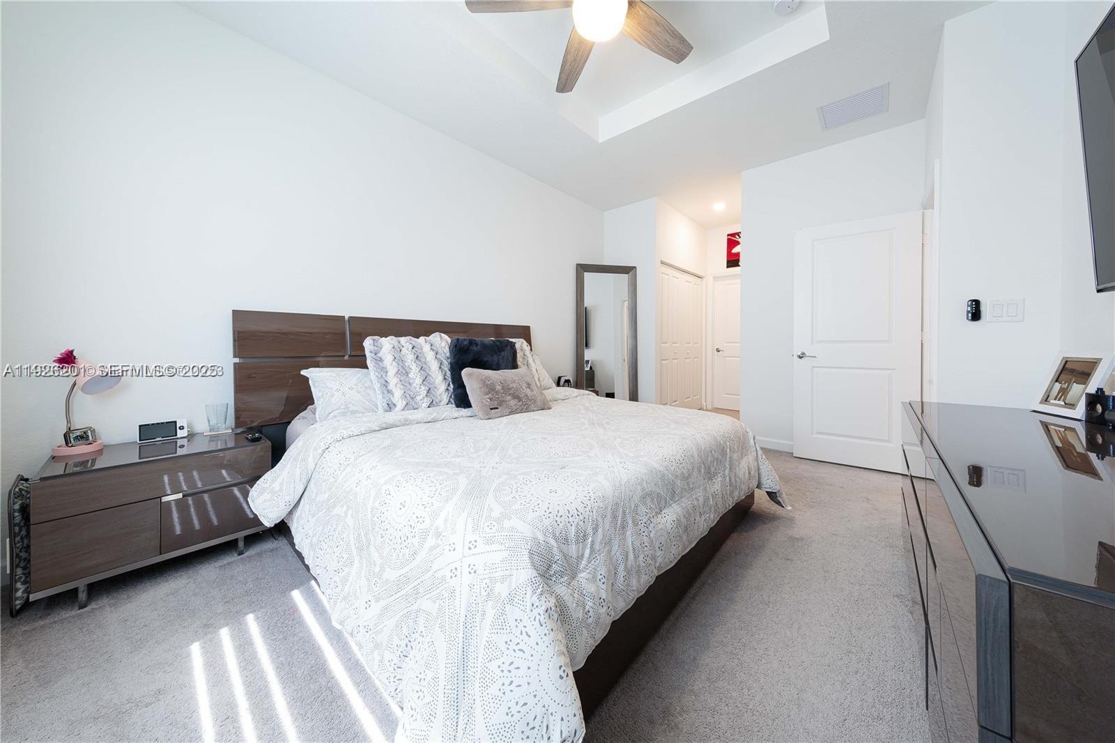 PINE ISLE - Residential Lease