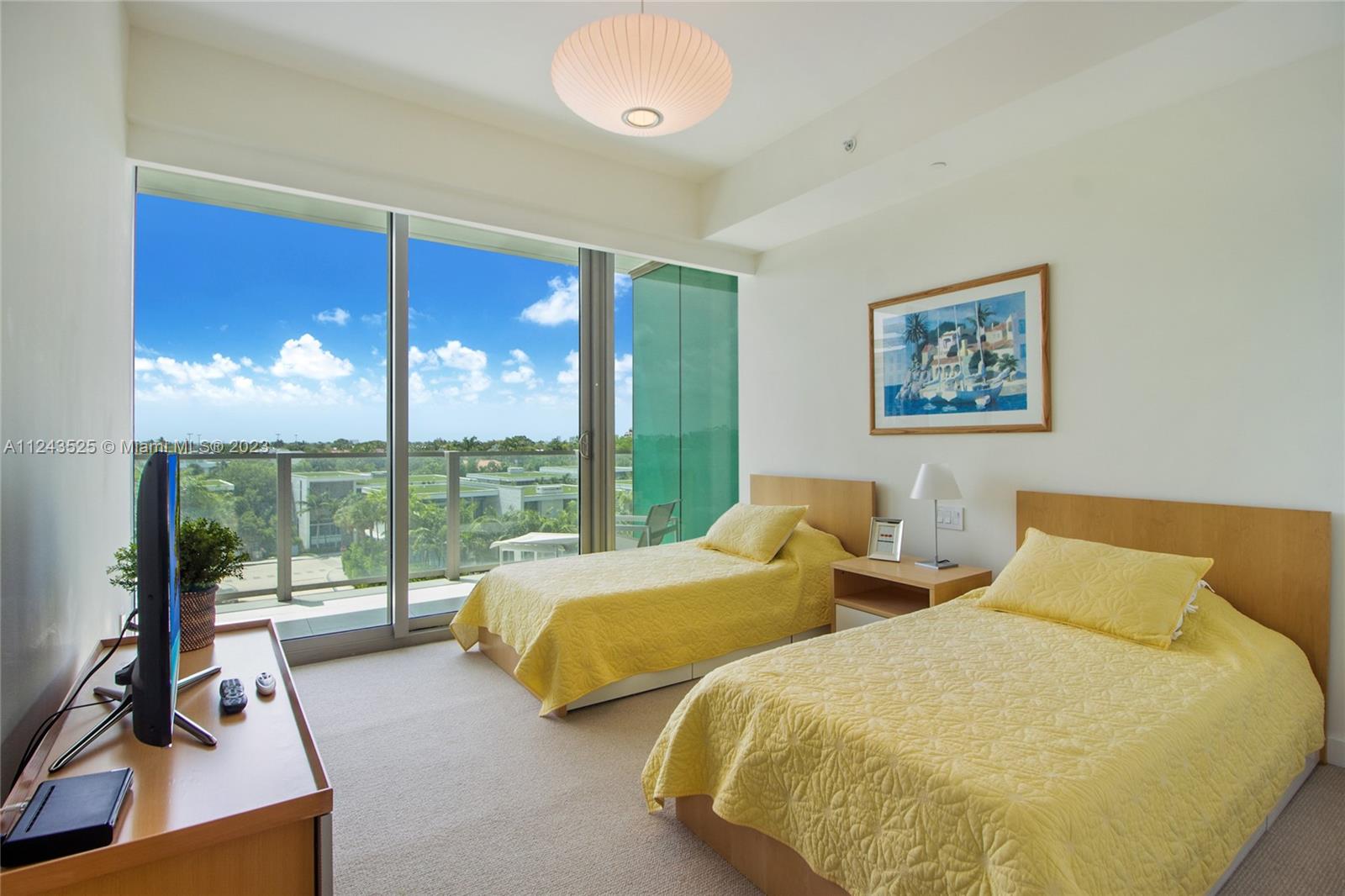 OCEANA KEY BISCAYNE CONDO - Residential