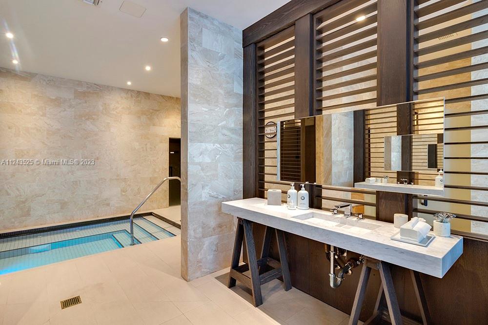 OCEANA KEY BISCAYNE CONDO - Residential