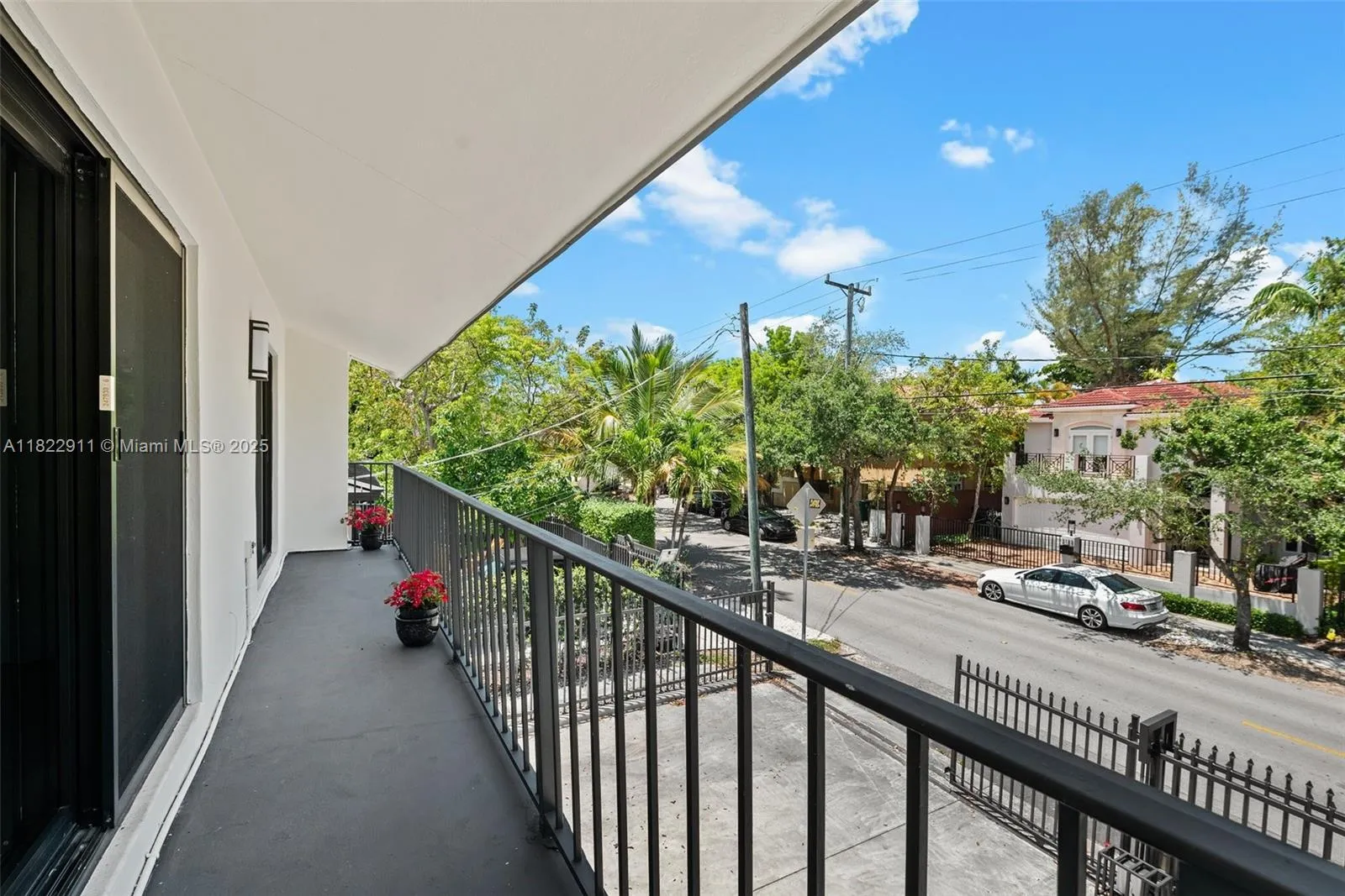 Miami, Florida 33133, United States, 3 Bedrooms Bedrooms, ,2 BathroomsBathrooms,Residential,Active,155986