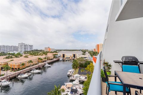 2950 NE 188th ST 504 Aventura FL 33180