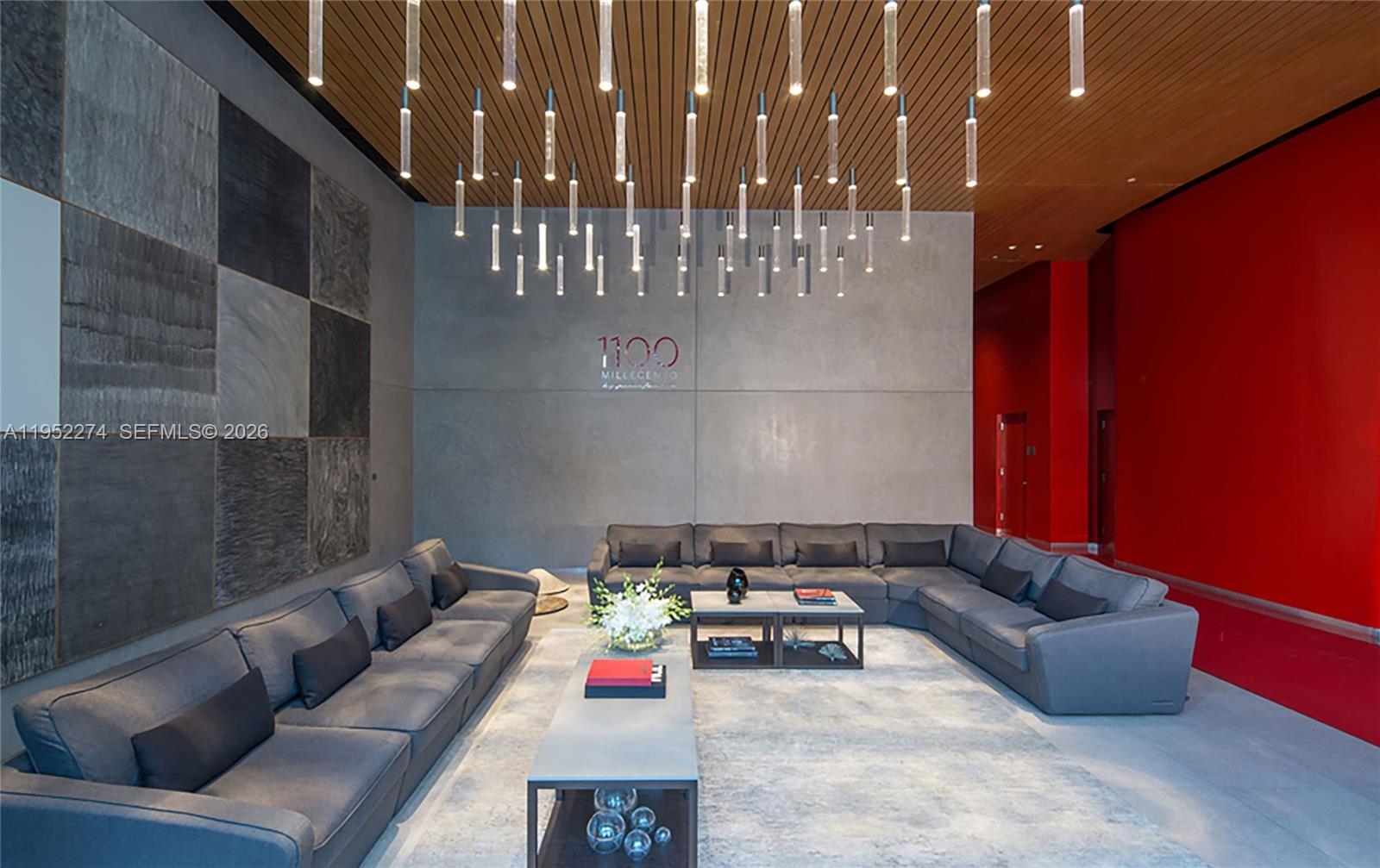 1100 MILLECENTO RESIDENCE - Residential