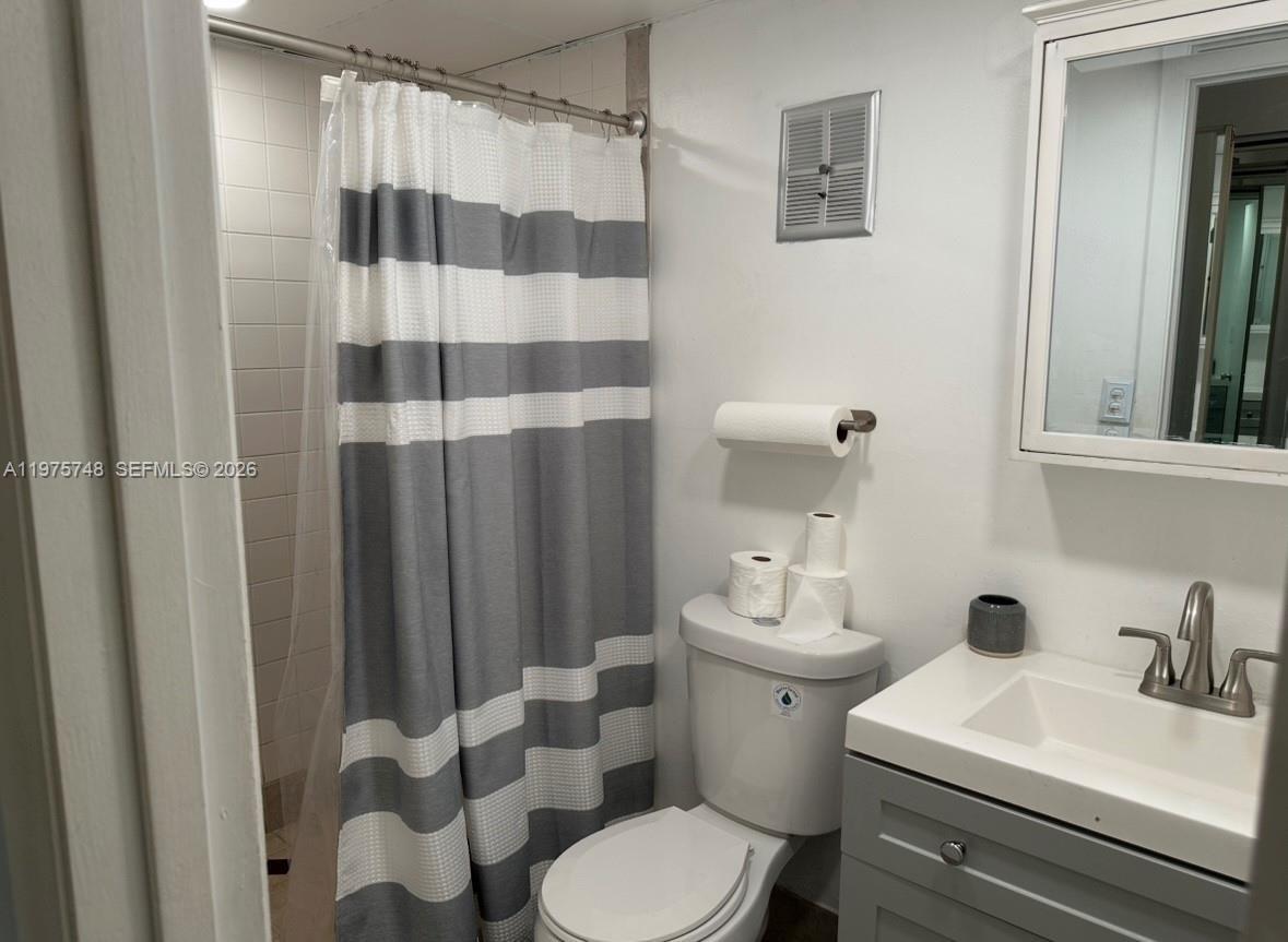 OMEGA CONDO NO 9 - Residential