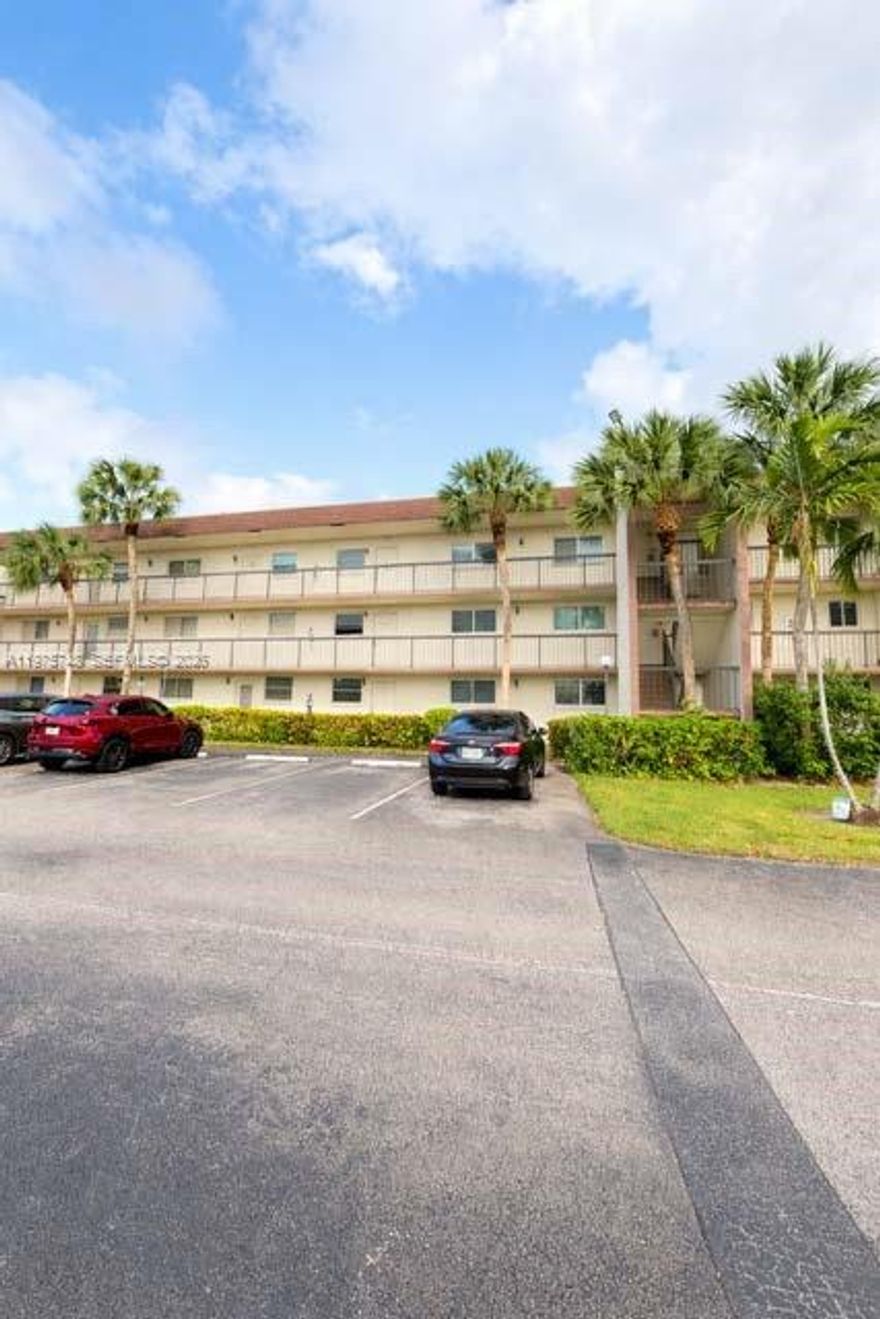 Motivated Seller, priced to sell! Discover this charming 2-bedroom, 2-bath condo located on the second floor in Plantation, FL. Perfectly situated, it offers easy access to major highways, making commuting a breeze. Enjoy a vibrant lifestyle with nearby dining options and shopping centers just minutes away. The condo complex features excellent amenities, including tennis courts for active residents and a refreshing pool for relaxation. Whether you're entertaining guests or unwinding after a long day, this condo provides a comfortable and convenient living experience in a desirable location. A versatile screened in balcony offers an extra space for a den, workshop or office. Ideal for both families and professionals, this condo is a must-see for anyone looking to enjoy the best of Plantation living. Don't miss your chance to make it your new home! Tenant occupied $1950.