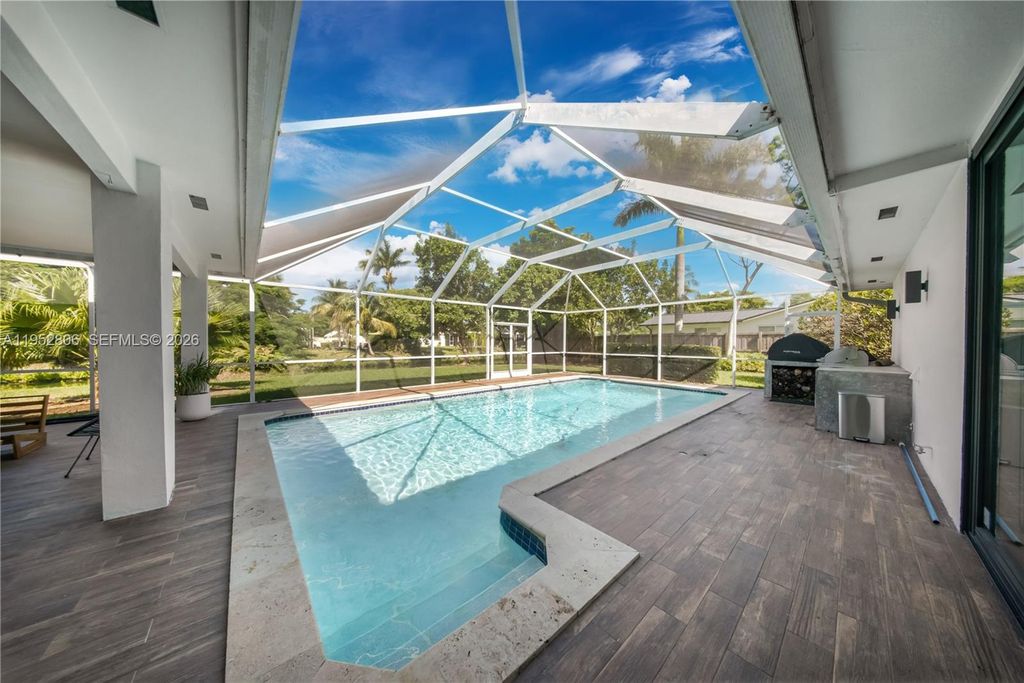 Photo of 16900 SW 87th Ave, Palmetto Bay, FL 33157 (MLS # A11952806)