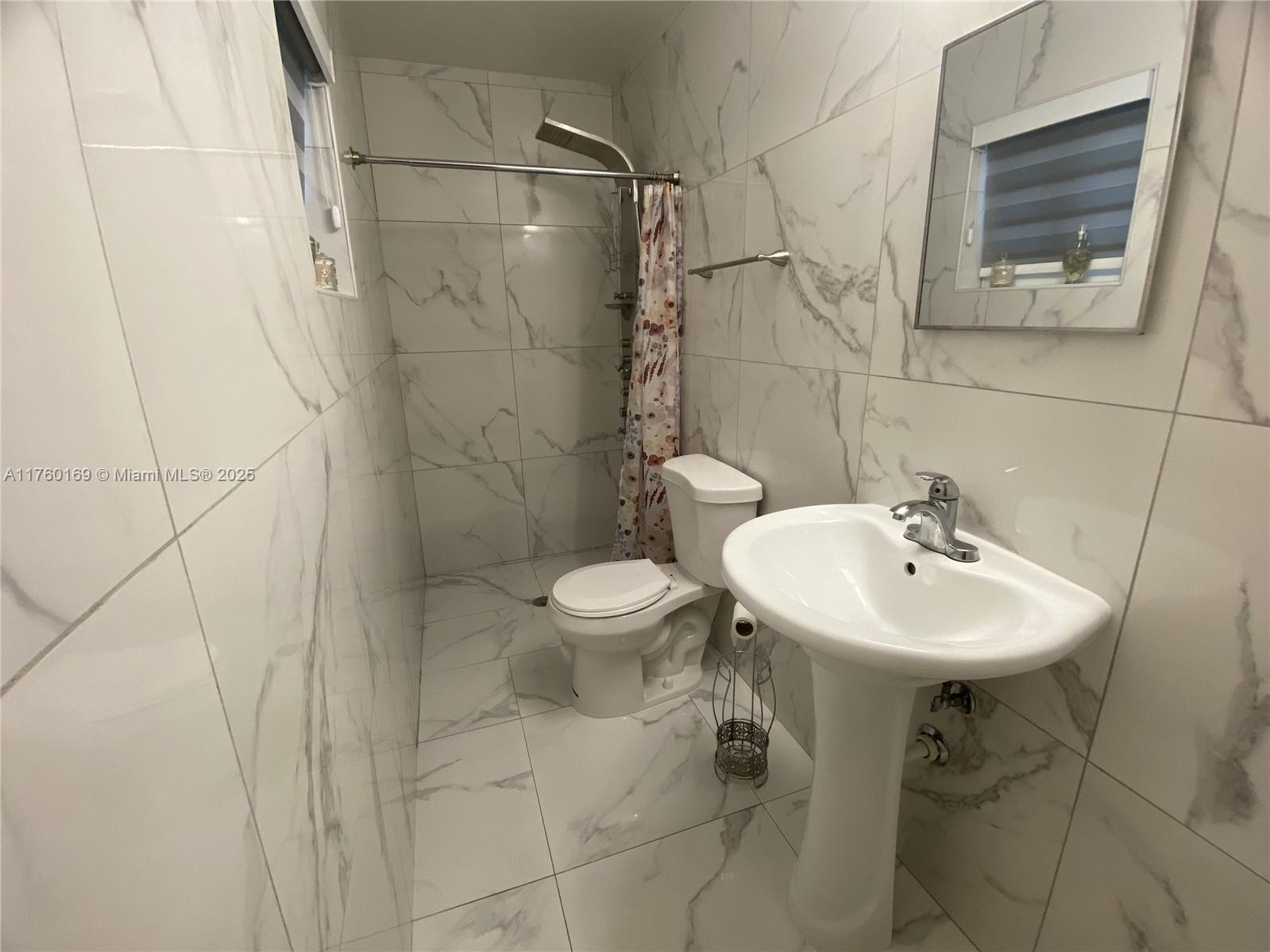 CAROL CITY 1 ST ADDN - Residential