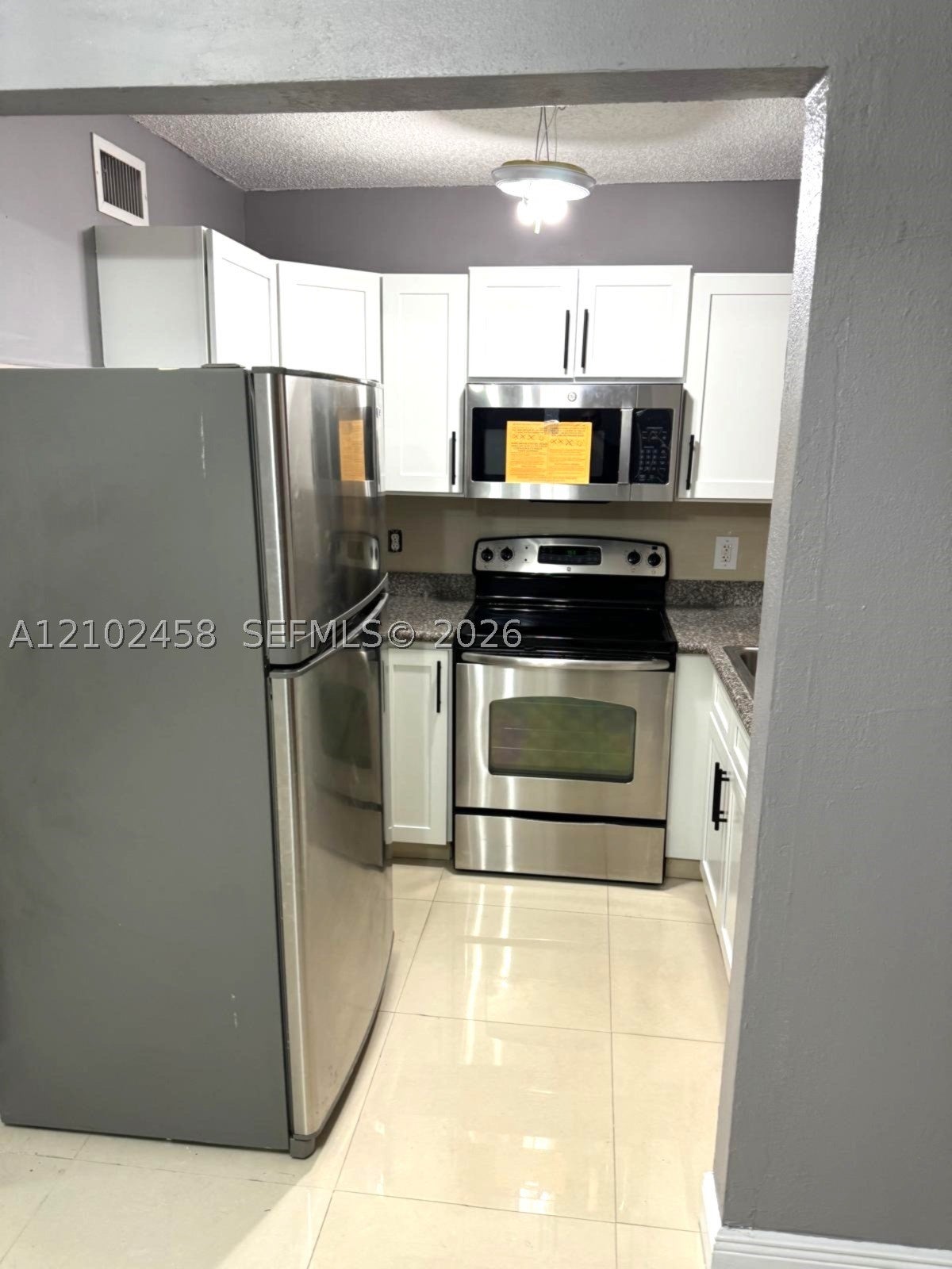 5461 W 24th Ave 25