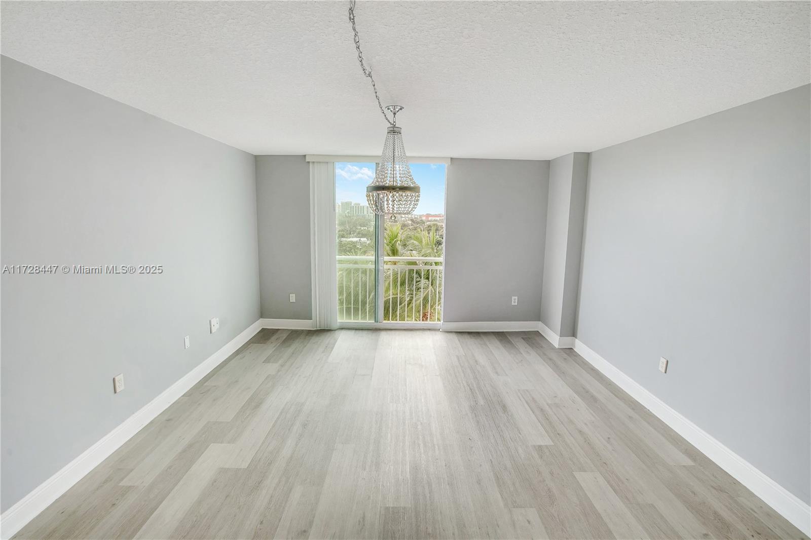 THE ASTON CONDO - Residential