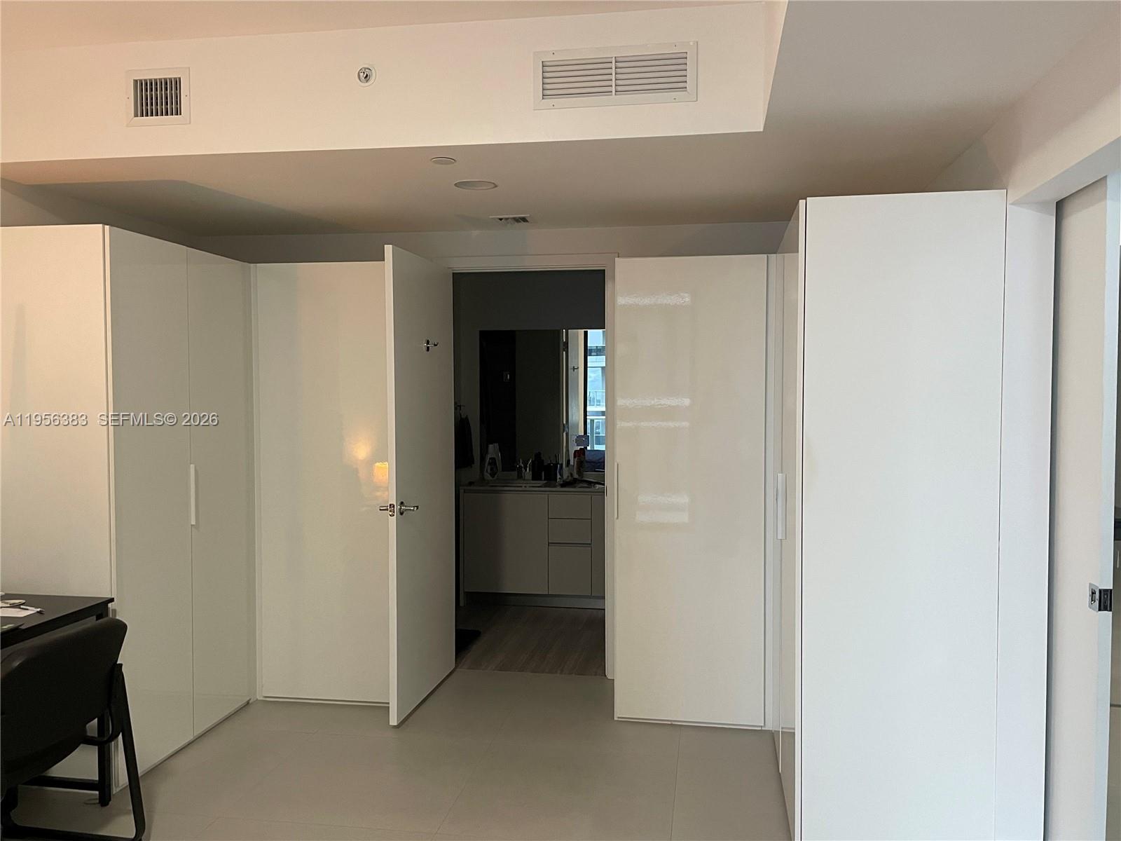 1010 BRICKELL CONDO - Residential