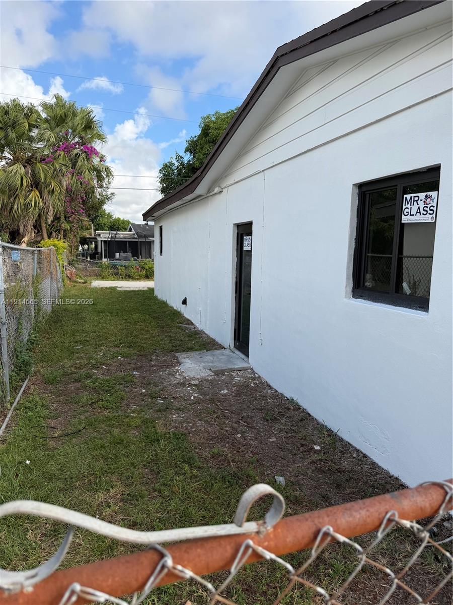 REPLAT OF PORTIONS OF RIC - Residential