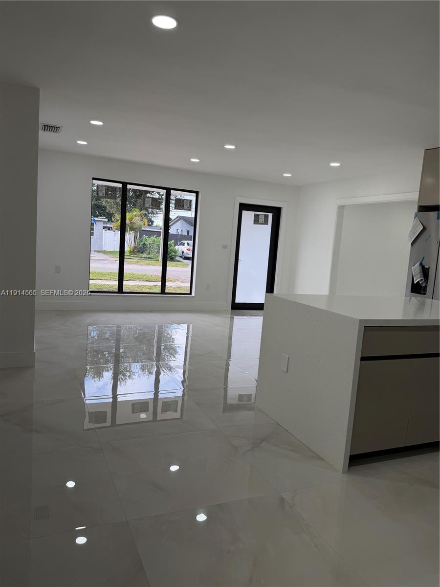 REPLAT OF PORTIONS OF RIC - Residential