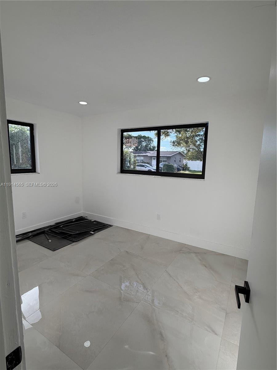 REPLAT OF PORTIONS OF RIC - Residential