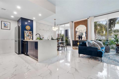 275 NE 18th St 205 Miami FL 33132