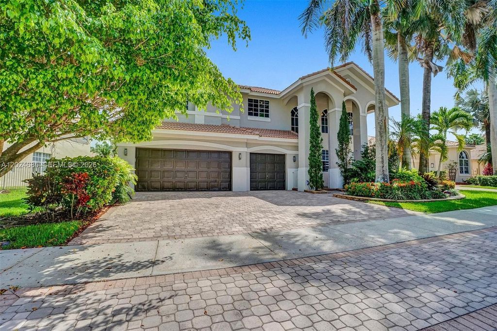 Photo of 2526 Hunters Run Way, Weston, FL 33327 (MLS # A12024685)