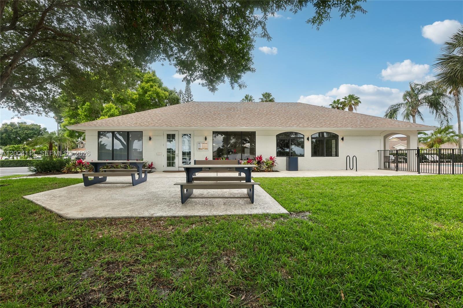 MEADOWLAND COVE - Residential