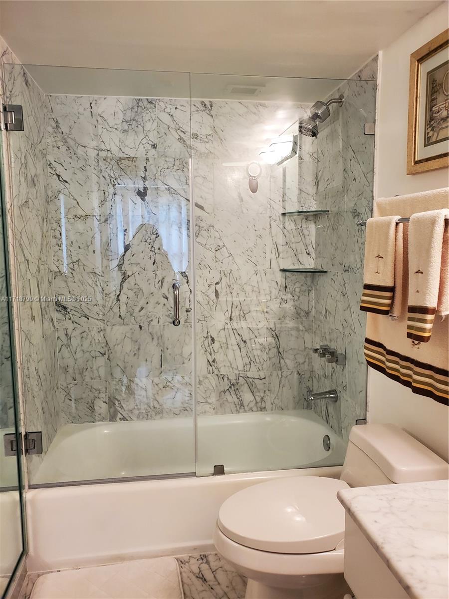 LEXCELLENCE CONDO - Residential