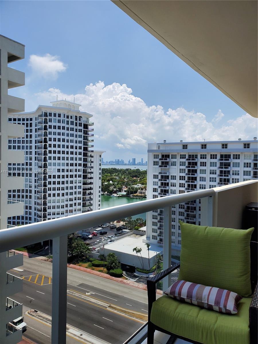 LEXCELLENCE CONDO - Residential