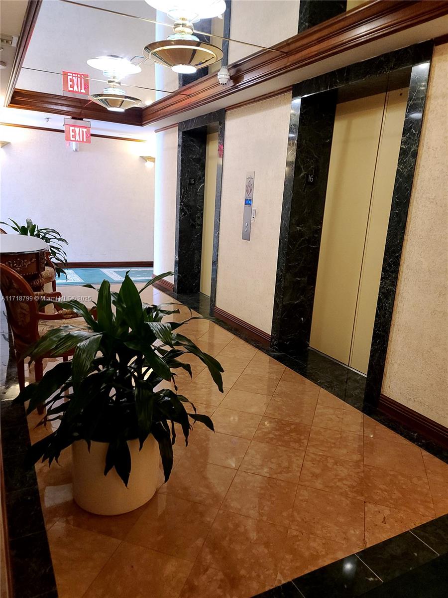 LEXCELLENCE CONDO - Residential