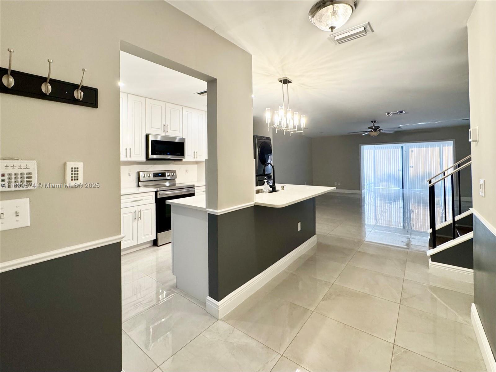 HORIZONS OF BOCA LAGO CON - Residential