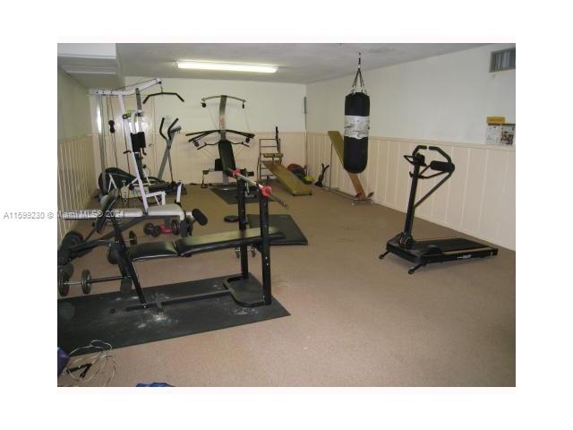 VILLA CAPRI CONDO - Residential Lease