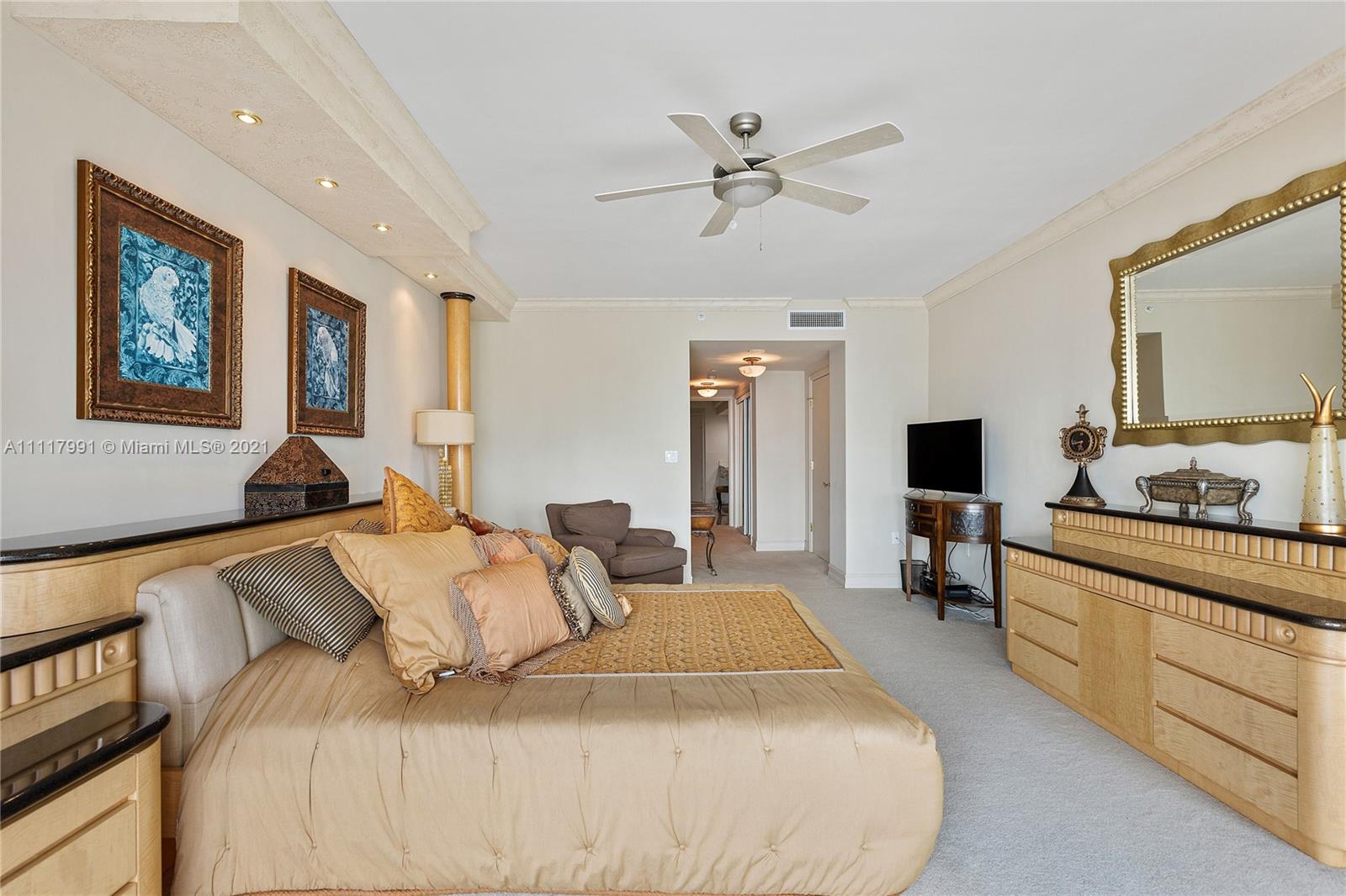 THE PENINSULA CONDO - Residential Lease