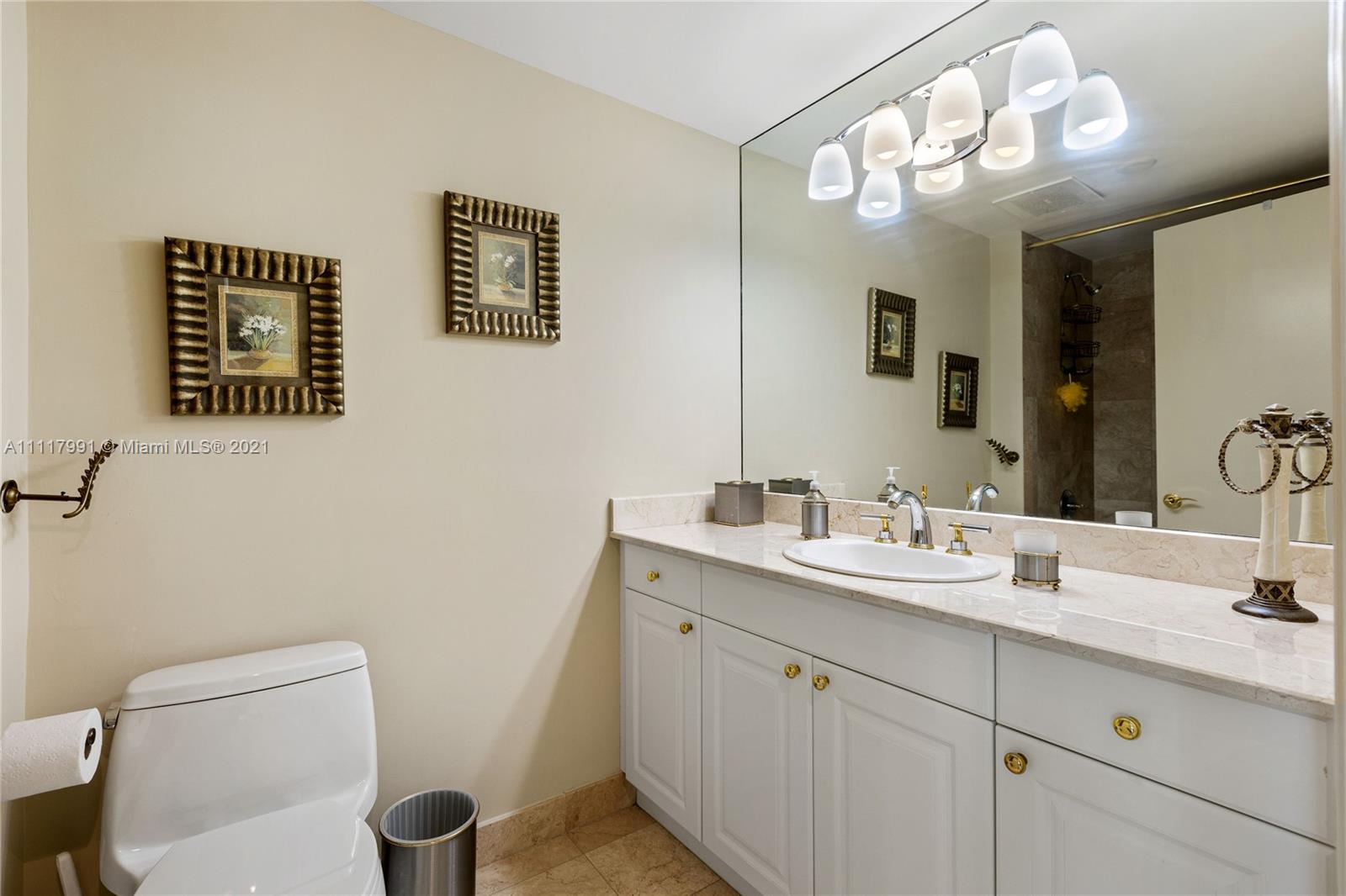 THE PENINSULA CONDO - Residential Lease