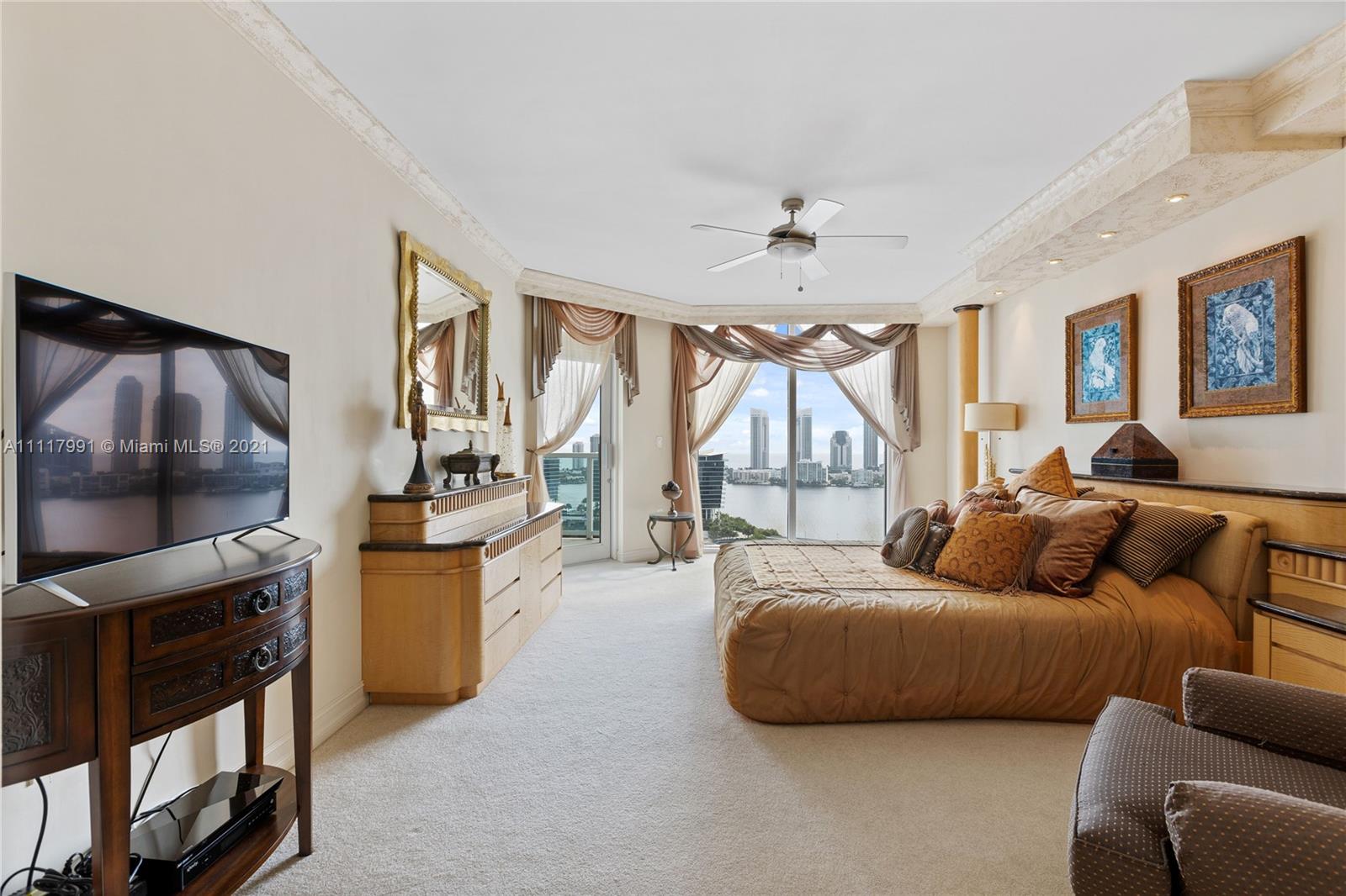 THE PENINSULA CONDO - Residential Lease