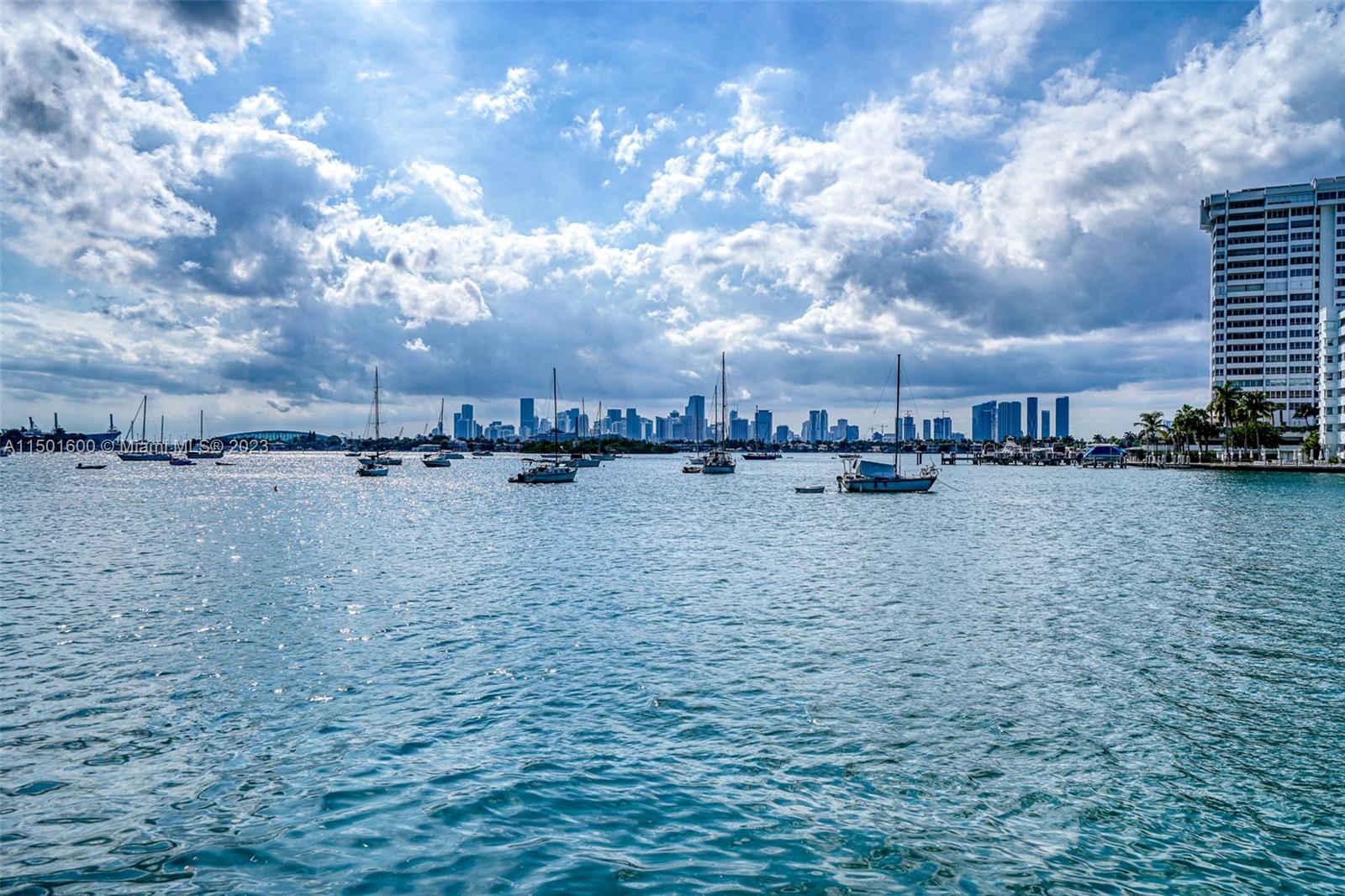 LINCOLN TERRACE SUB - Residential Income