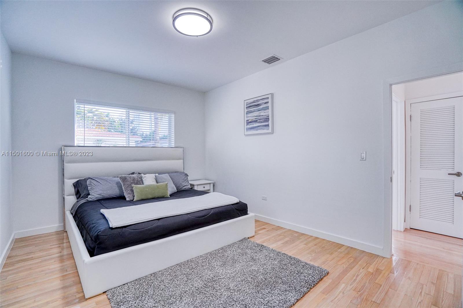 LINCOLN TERRACE SUB - Residential Income