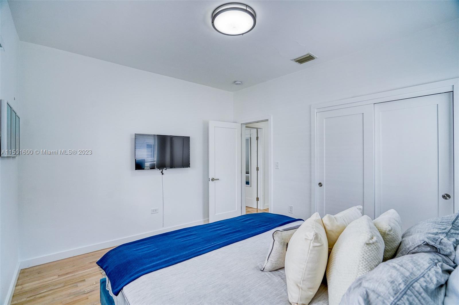 LINCOLN TERRACE SUB - Residential Income