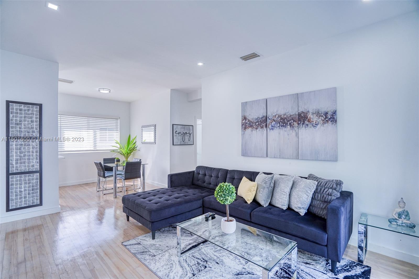 LINCOLN TERRACE SUB - Residential Income