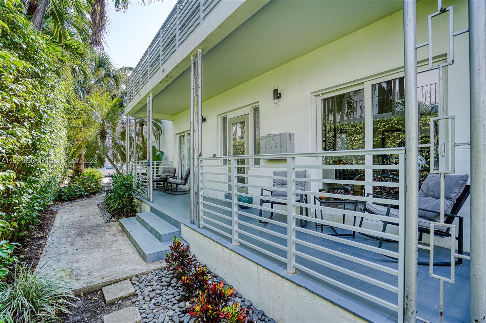 LINCOLN TERRACE SUB - Residential Income