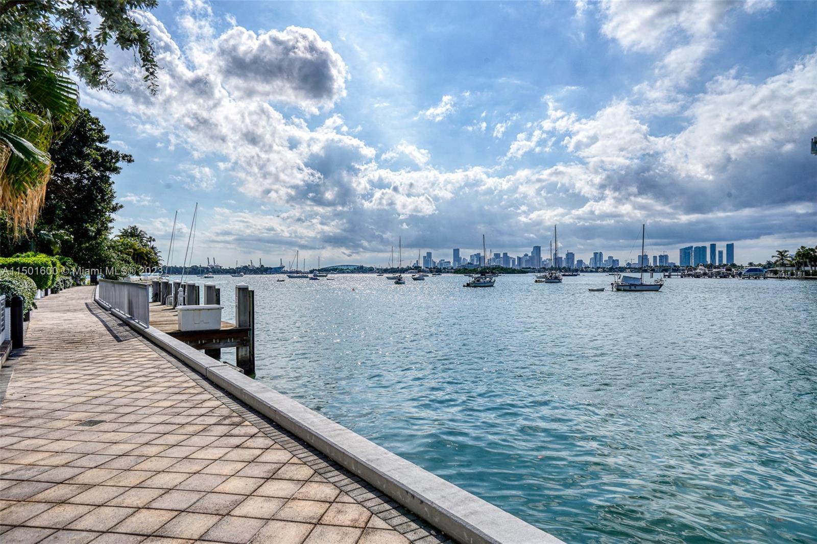 LINCOLN TERRACE SUB - Residential Income